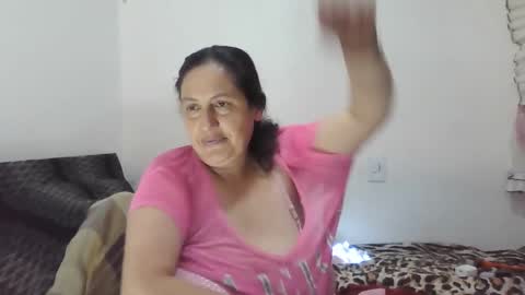 Snapshot of xime5144838 chatting on February 22, 2:17 am Ximena online show from February 22, 2:17 am