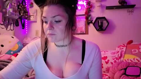 xkittymeowz online show from June 8, 8:59 am
