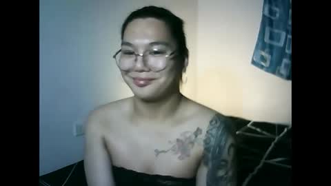 Miles online show from April 20, 9:07 pm