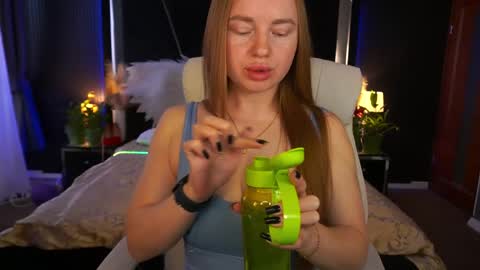 Monica online show from May 5, 5:57 am