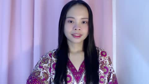 nathalie online show from June 14, 6:32 pm