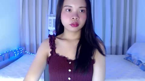 nathalie online show from June 9, 6:29 pm