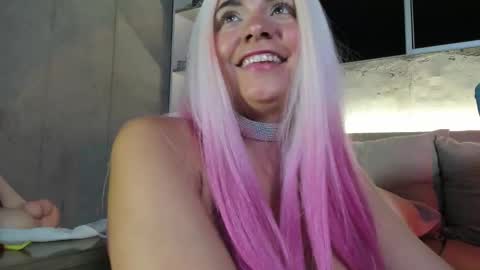 WILD online show from March 3, 5:03 am