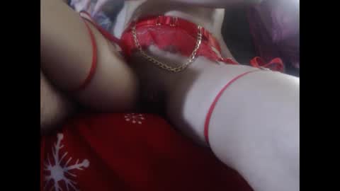 Snapshot of xraisax chatting on February 27, 10:55 am xraisax online show from February 27, 10:55 am