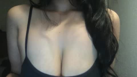 xsweetsaraxx online show from April 2, 3:36 am