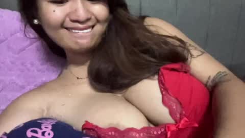xtremelyasian online show from April 6, 12:39 pm