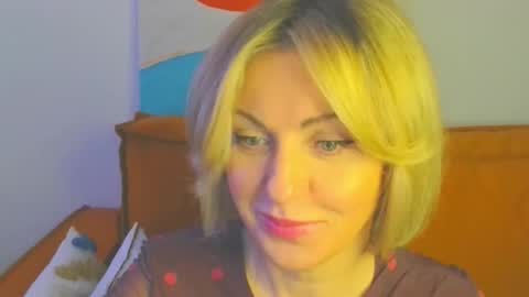 xvaleriax0 online show from February 21, 6:22 pm