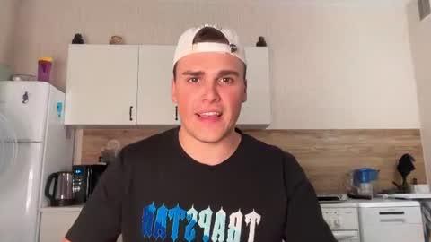 raul online show from August 2, 12:34 am