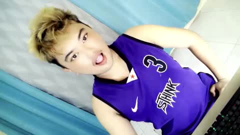 Loyd online show from November 12, 9:55 am