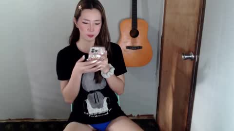 Dyanna Zulla online show from December 19, 11:25 pm