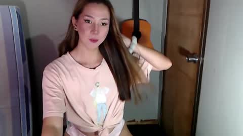 Dyanna Zulla online show from December 4, 10:29 am