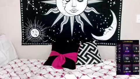 Natalie Jade online show from March 3, 11:22 am