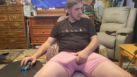 xxScubaStevexx online show from January 13, 1:30 pm