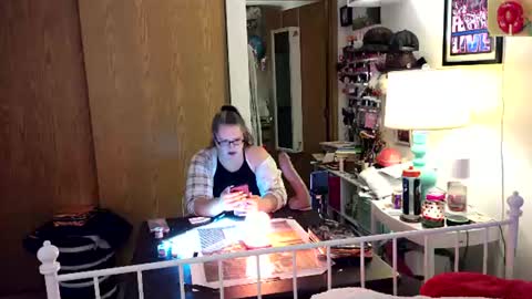 Strawberry Jane online show from June 25, 4:42 am