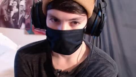 Snapshot of xxwhitefoxx chatting on October 9, 3:34 am David Fox online show from October 9, 3:34 am