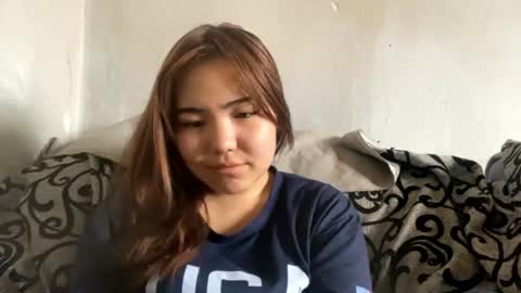 xxxcutekittyx online show from August 8, 10:25 am