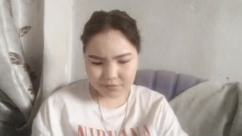 xxxcutekittyx online show from April 18, 9:00 am