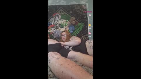 Queen4of2hearts0 online show from March 10, 1:59 pm