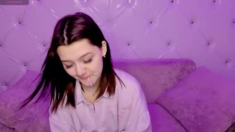 foxy online show from March 4, 9:06 am