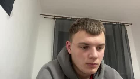 Leo online show from February 11, 8:45 pm