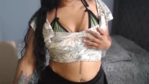 Lunhaa   online show from December 1, 1:09 pm