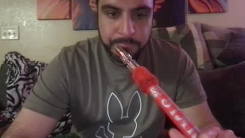 Snapshot of y2ab chatting on December 20, 11:16 pm Horny dude D online show from December 20, 11:16 pm