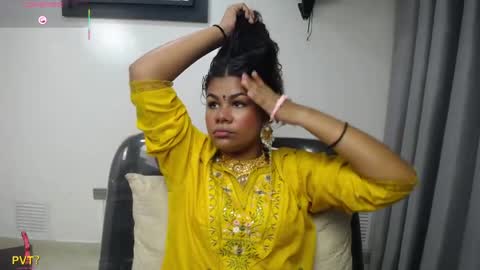 yazhini online show from April 12, 12:20 pm