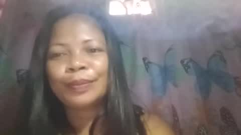 yadly143 online show from June 3, 9:42 pm