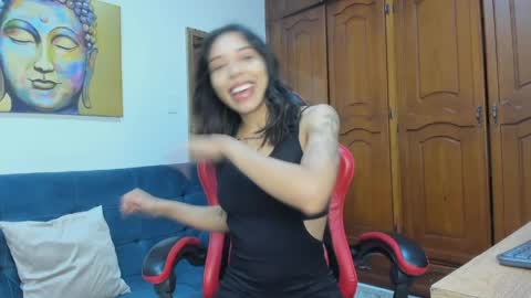 yake  elizabeth online show from April 6, 7:26 pm