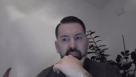 yakijoe online show from February 7, 11:30 pm