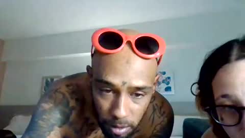 YallFav0rit3couple online show from February 28, 5:00 am