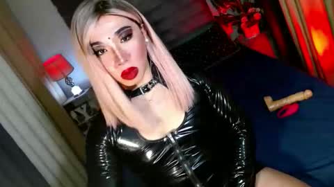 REYAN online show from October 25, 5:41 am