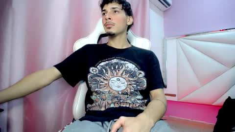 DANILO online show from December 17, 6:31 am