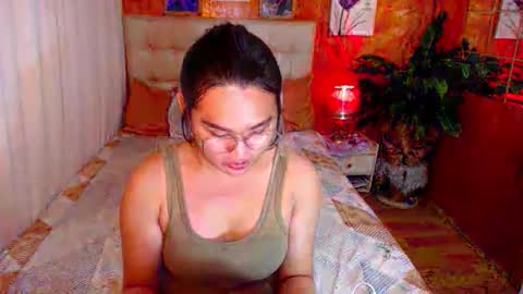 Allisonn online show from December 15, 6:37 pm