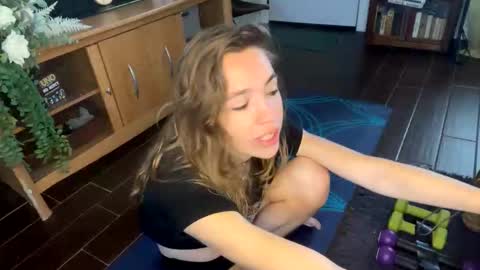 yanyanpixie online show from January 15, 6:17 pm