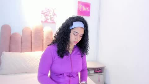 yara10_ online show from April 15, 12:19 pm