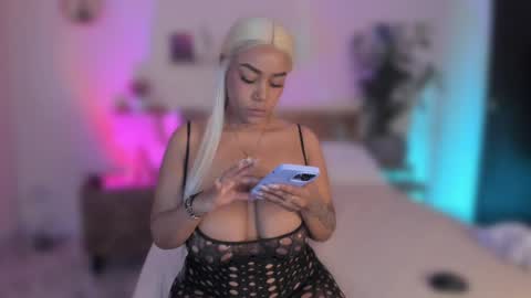 Yary online show from April 23, 3:02 pm