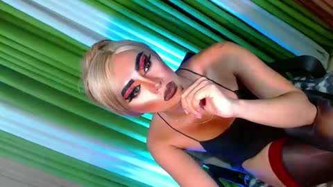 Snapshot of yasii19 chatting on October 3, 8:06 pm miss yasii online show from October 3, 8:06 pm