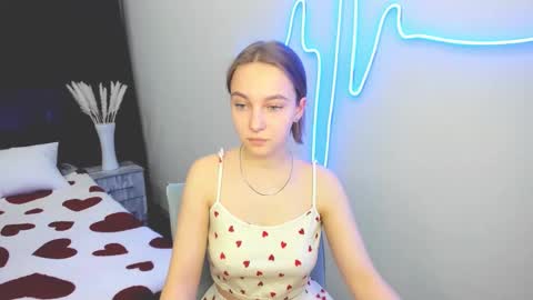 Snapshot of yasminasage chatting on February 9, 3:12 pm Yasmina online show from February 9, 3:12 pm