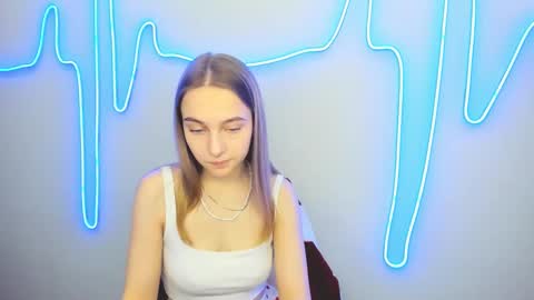 Snapshot of yasminasage chatting on March 9, 11:47 am Yasmina online show from March 9, 11:47 am