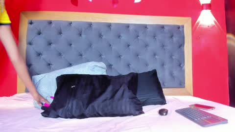 YAYA online show from April 7, 5:20 am