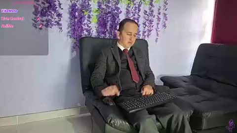 Hazzan online show from June 18, 2:11 pm