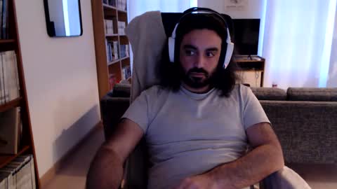 yeeaahoo online show from February 25, 5:16 pm