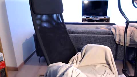 yeeaahoo online show from November 15, 7:43 am