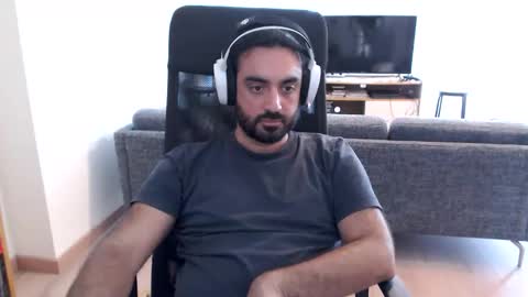 yeeaahoo online show from September 18, 4:11 pm