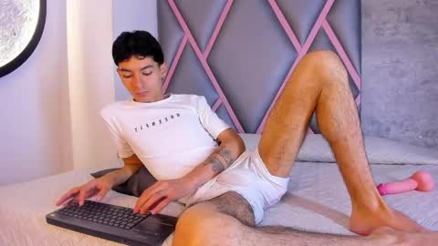 Yeferson online show from May 22, 4:52 am