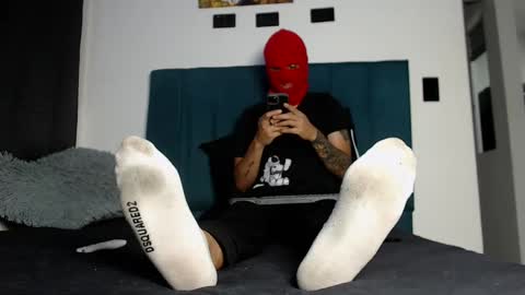 yeisongomezz online show from September 30, 3:50 am