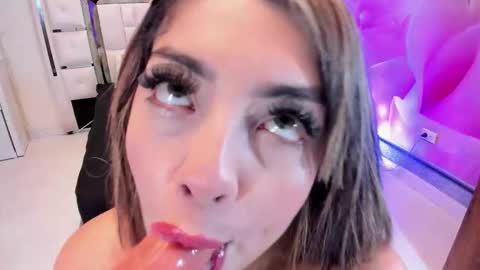 yelena  online show from November 10, 1:58 pm