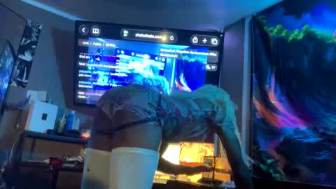 Ella Ts online show from April 19, 4:46 am