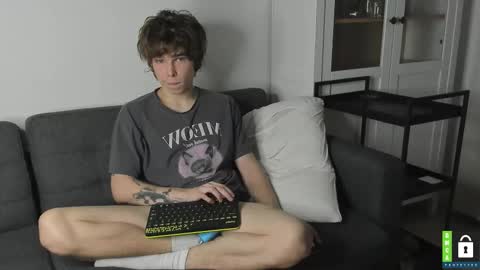 Snapshot of yen2025 chatting on October 6, 8:26 pm Yen online show from October 6, 8:26 pm